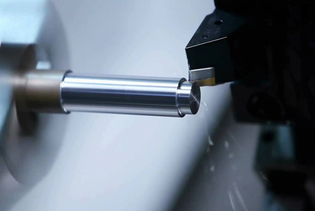 The role of coolant in CNC lathe machining