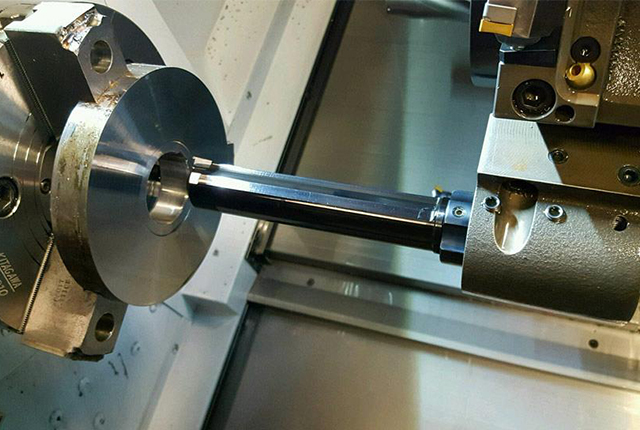 What should you pay attention to before using a CNC lathe